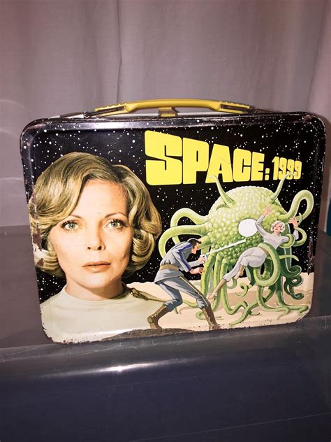 Vintage 1975 Thermos Brand Space 1999 Space 